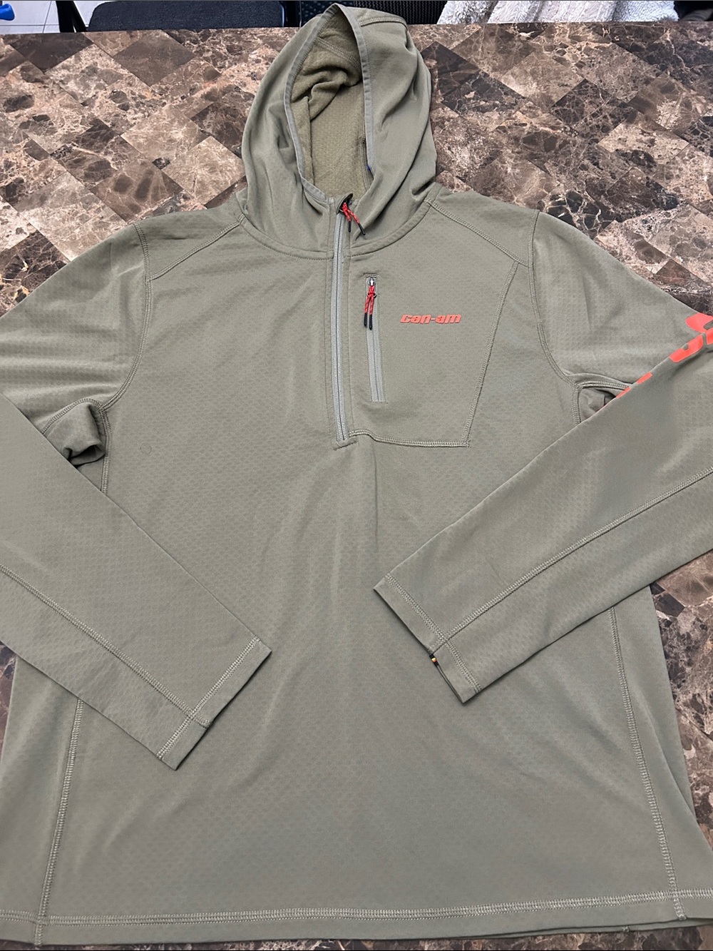 NWT 🆕 Can-am Men's Lightweight Performance Hooded Half-Zip Pullover size L